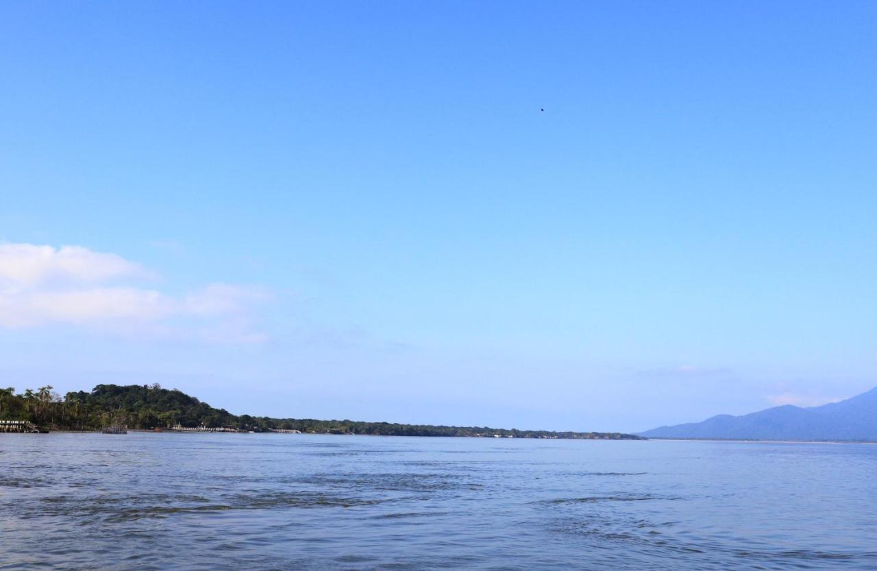 Nosso Chale Na Ilha Hotel Cananeia Ngoại thất bức ảnh